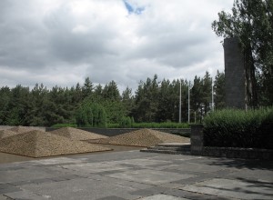 Foto-Umgestaltung-300x220 in Wir suchen nach Förderern und Paten für Gedenktafeln